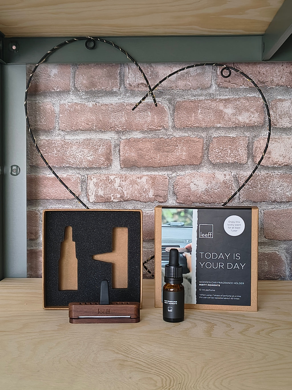 Leeff Car Fragrance Minty Moments - Today is your day