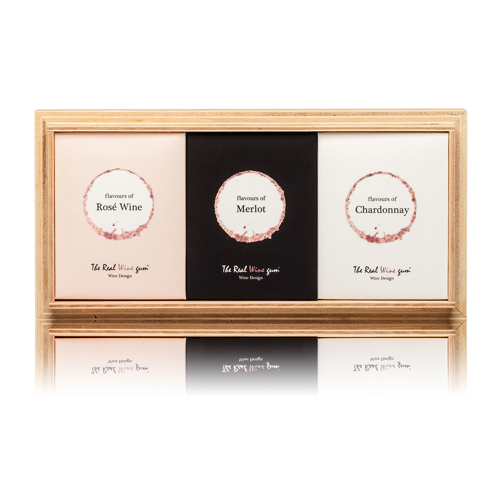De "Real Wine Gums" Chardonnay, Rosé Wine en Merlot in houten kadoverpakking